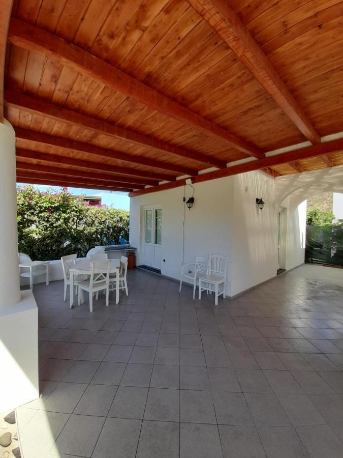 Residence I Pagghiari Bungalow Vulcano  Bagian luar foto