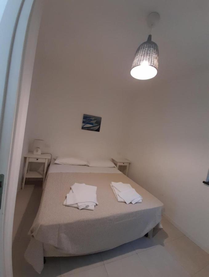 Residence I Pagghiari Bungalow Vulcano  Bagian luar foto